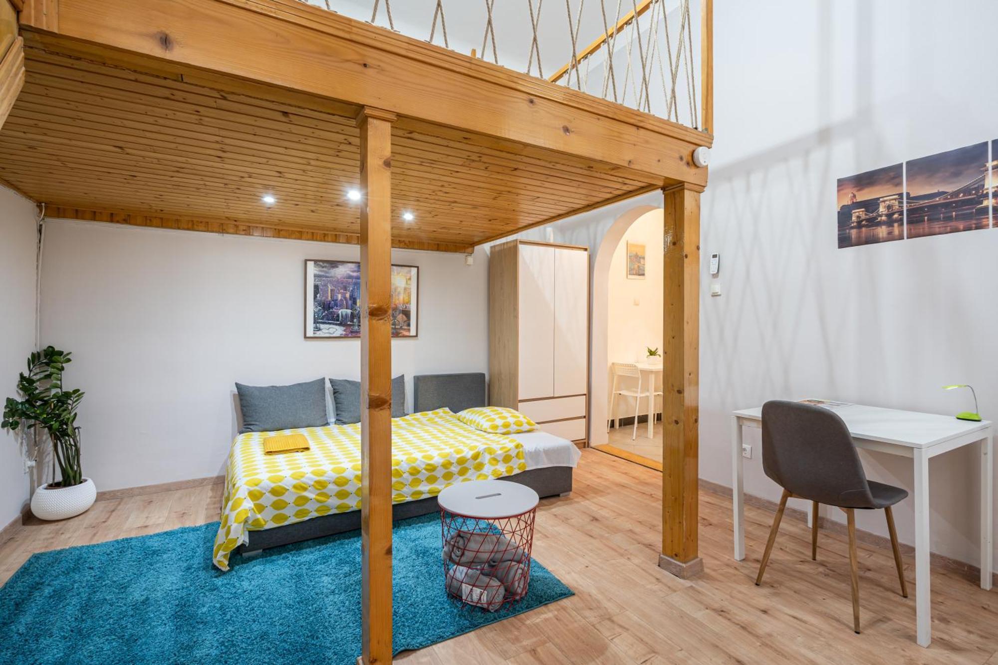 Affordable Heroes' Square Residence Budapest Exterior foto