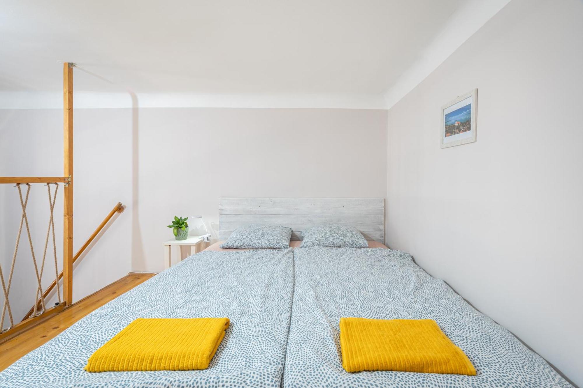 Affordable Heroes' Square Residence Budapest Exterior foto