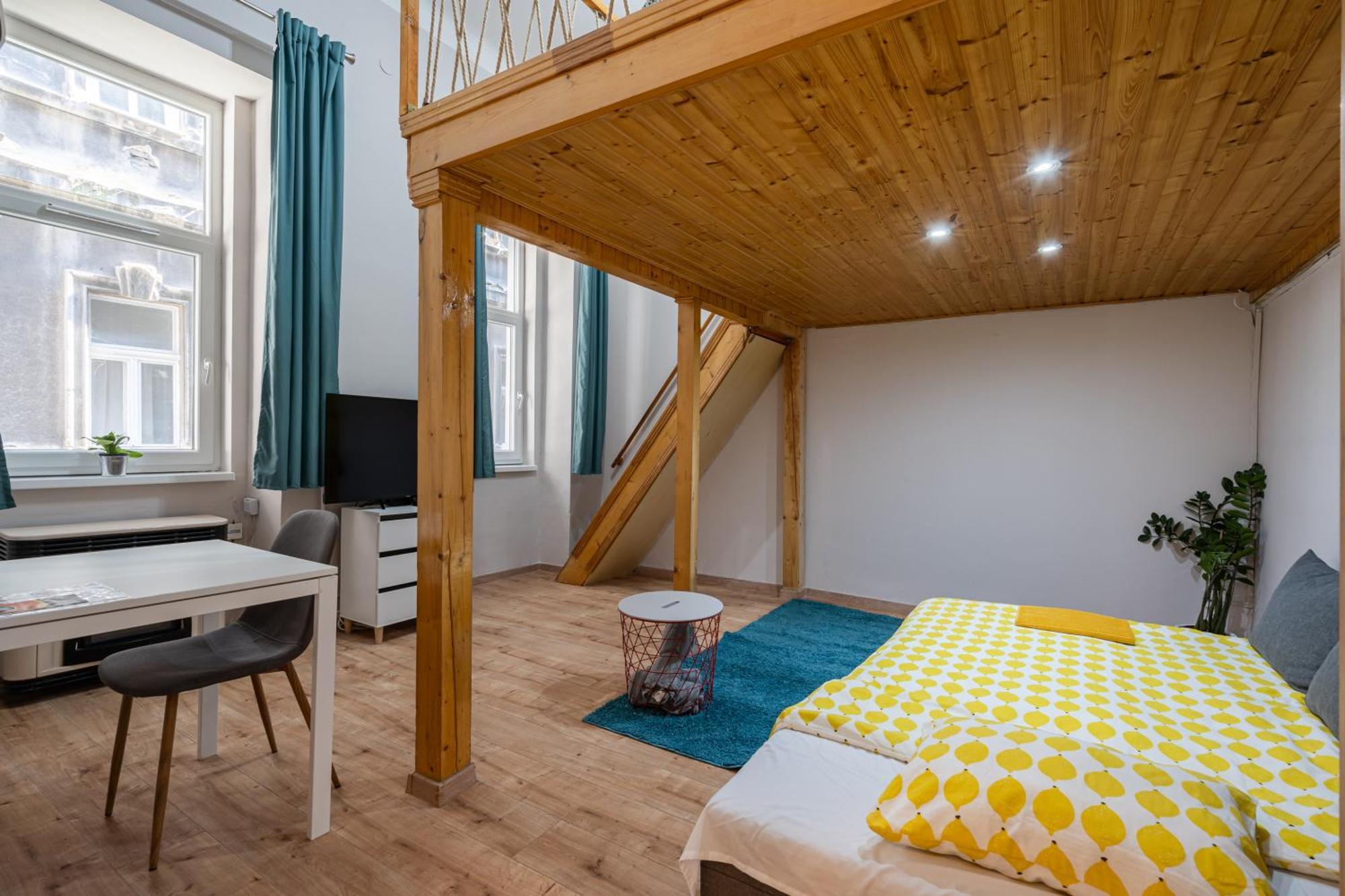 Affordable Heroes' Square Residence Budapest Exterior foto